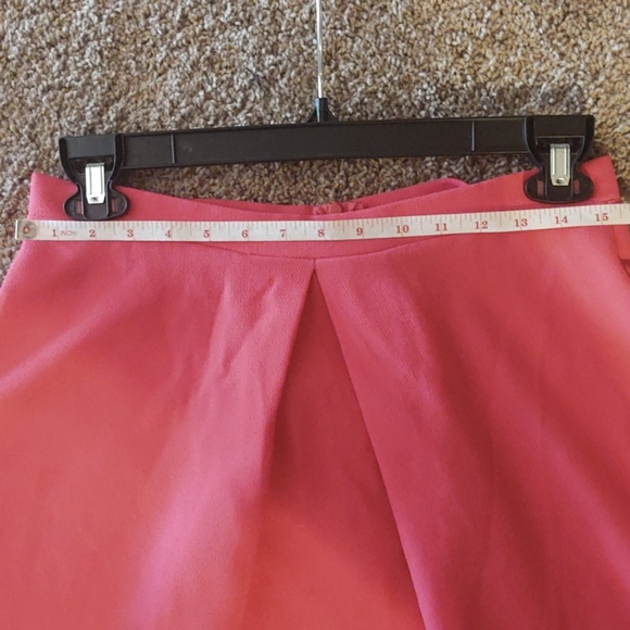NWOT Bright Pink Skirt - Picture 4 of 4